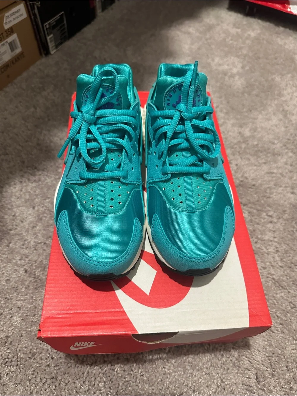 Nike Huarache “Light Retro” - Picture 2 of 6